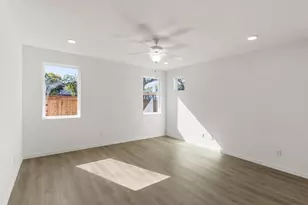 6910 Mission Tejas Dr, Dallas, TX 75228 - Photo 7
