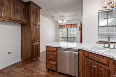 7454 Queensbury Circle, Fort Worth, TX 76133 - Photo 15