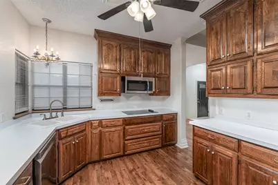 7454 Queensbury Circle, Fort Worth, TX 76133 - Photo 11