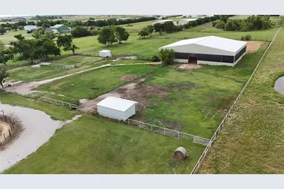 10609 Jackson Road, Krum, TX 76249 - Photo 37