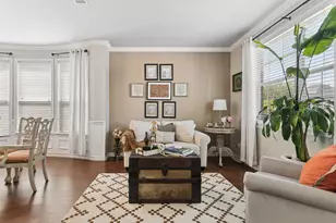 5801 Meadowglen Dr, Denton, TX 76226 - Photo 5