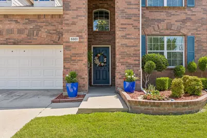 5801 Meadowglen Drive, Denton, TX 76226 - Photo 3