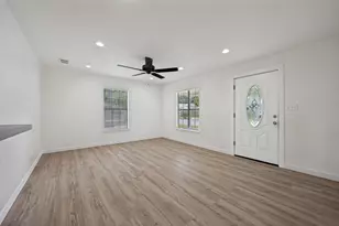 1515 W Sears St, Denison, TX 75020 - Photo 3