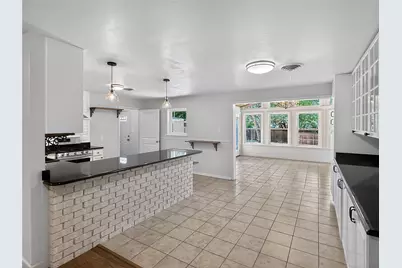 617 Dunaway Lane, Azle, TX 76020 - Photo 9