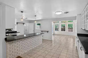 617 Dunaway Ln, Azle, TX 76020 - Photo 9