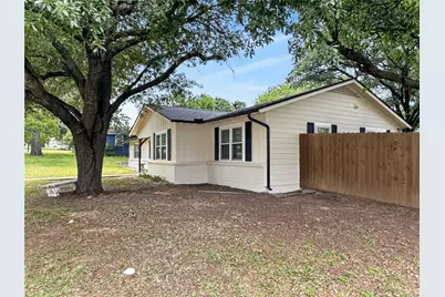 617 Dunaway Lane, Azle, TX 76020 - Photo 5