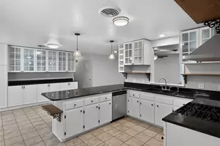 617 Dunaway Ln, Azle, TX 76020 - Photo 13