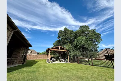 1952 Manzana Way, Burleson, TX 76028 - Photo 35