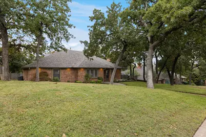 2618 Keystone Drive, Arlington, TX 76006 - Photo 3