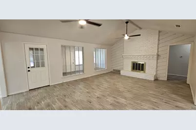1204 Laurie Avenue, DeSoto, TX 75115 - Photo 3