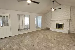 1204 Laurie Ave, DeSoto, TX 75115 - Photo 3