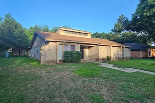 1204 Laurie Ave, DeSoto, TX 75115 - Photo 1