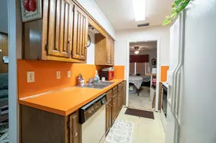 10311 Cradlerock Dr, Dallas, TX 75217 - Photo 7