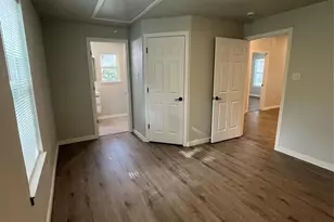 642 Astoria Ave, Azle, TX 76020 - Photo 13