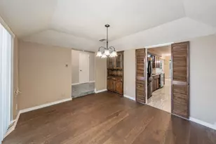 2863 Hitson Ln, Fort Worth, TX 76112 - Photo 11