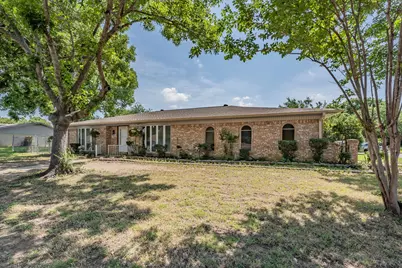 2863 Hitson Lane, Fort Worth, TX 76112 - Photo 5