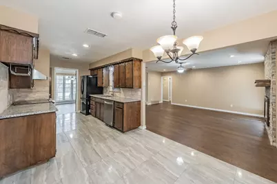 2863 Hitson Lane, Fort Worth, TX 76112 - Photo 25
