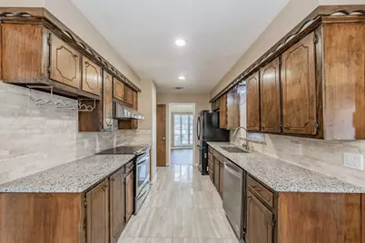 2863 Hitson Lane, Fort Worth, TX 76112 - Photo 15