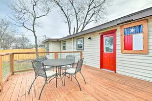 601 Circle Dr, Arlington, TX 76010 - Photo 9