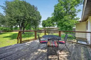 601 Circle Dr, Arlington, TX 76010 - Photo 25
