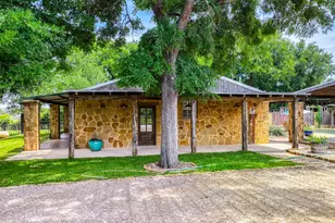 1060 Young Bend Rd, Brock, TX 76087 - Photo 3