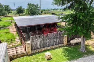 1060 Young Bend Rd, Brock, TX 76087 - Photo 5