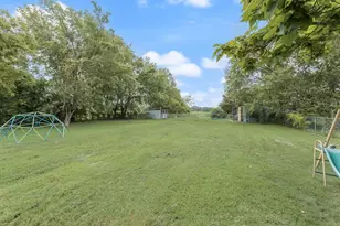 393 Co Rd 3320, Greenville, TX 75402 - Photo 31