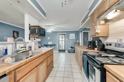 393 County Road 3320, Greenville, TX 75402 - Photo 15