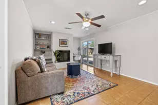 10621 Mapleridge Dr, Dallas, TX 75238 - Photo 13