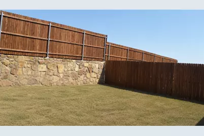 270 Irish Moss Drive, Fort Worth, TX 76052 - Photo 13