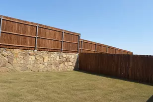 270 Irish Moss Dr, Fort Worth, TX 76052 - Photo 13