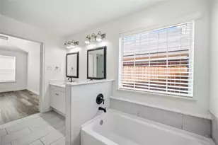3219 Renaissance Dr, Dallas, TX 75287 - Photo 25
