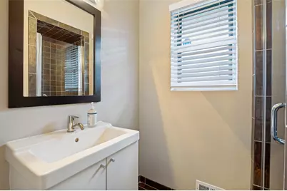 9421 Meadowknoll Drive, Dallas, TX 75243 - Photo 19