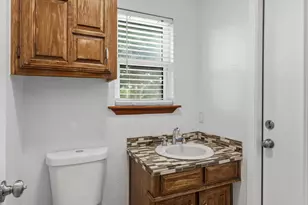1203 N Spring St, Grand Saline, TX 75140 - Photo 25