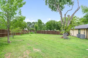 1203 N Spring St, Grand Saline, TX 75140 - Photo 37