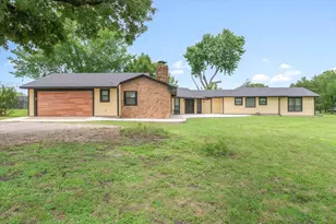 1203 N Spring St, Grand Saline, TX 75140 - Photo 33