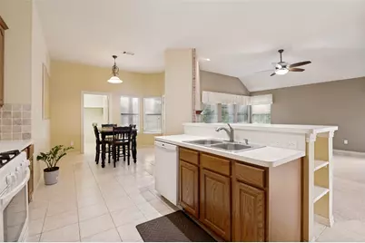 3905 Harrison Court, Carrollton, TX 75010 - Photo 9