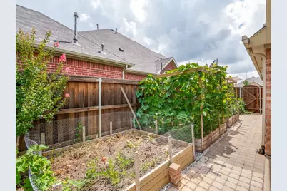 3905 Harrison Court, Carrollton, TX 75010 - Photo 23