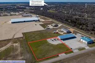 510 Locust St, Whitesboro, TX 76273 - Photo 1