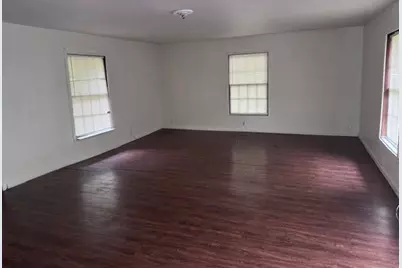 704 Cedar Street, Paris, TX 75460 - Photo 3