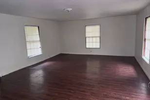 704 Cedar St, Paris, TX 75460 - Photo 3
