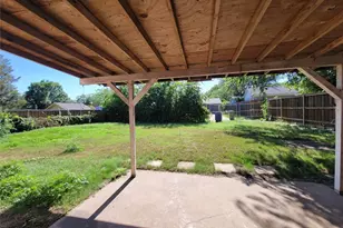 2013 Victoria Dr, Garland, TX 75040 - Photo 11