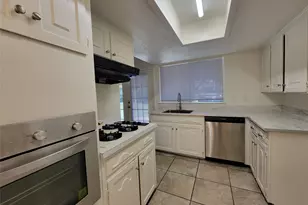 2013 Victoria Dr, Garland, TX 75040 - Photo 3