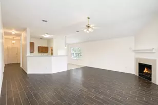 317 Flowering Plum Ln, Fort Worth, TX 76140 - Photo 5