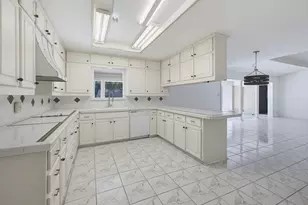 21 Crosslands Rd, Benbrook, TX 76132 - Photo 13