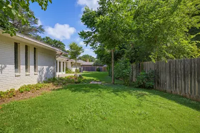 21 Crosslands Road, Benbrook, TX 76132 - Photo 31