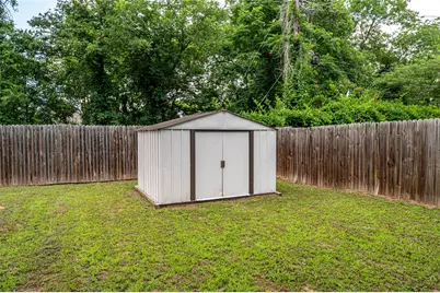 231 W Murray Street, Denison, TX 75020 - Photo 27