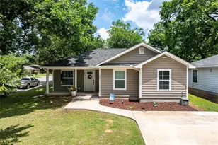 231 W Murray St, Denison, TX 75020 - Photo 1