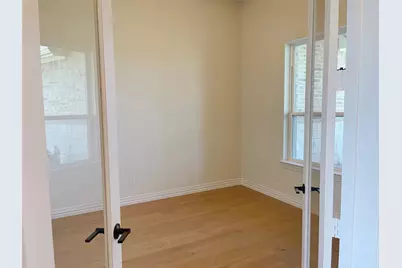 211 Marie Lane, Waxahachie, TX 75167 - Photo 3