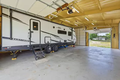 579 County Road 4599, Boyd, TX 76023 - Photo 13